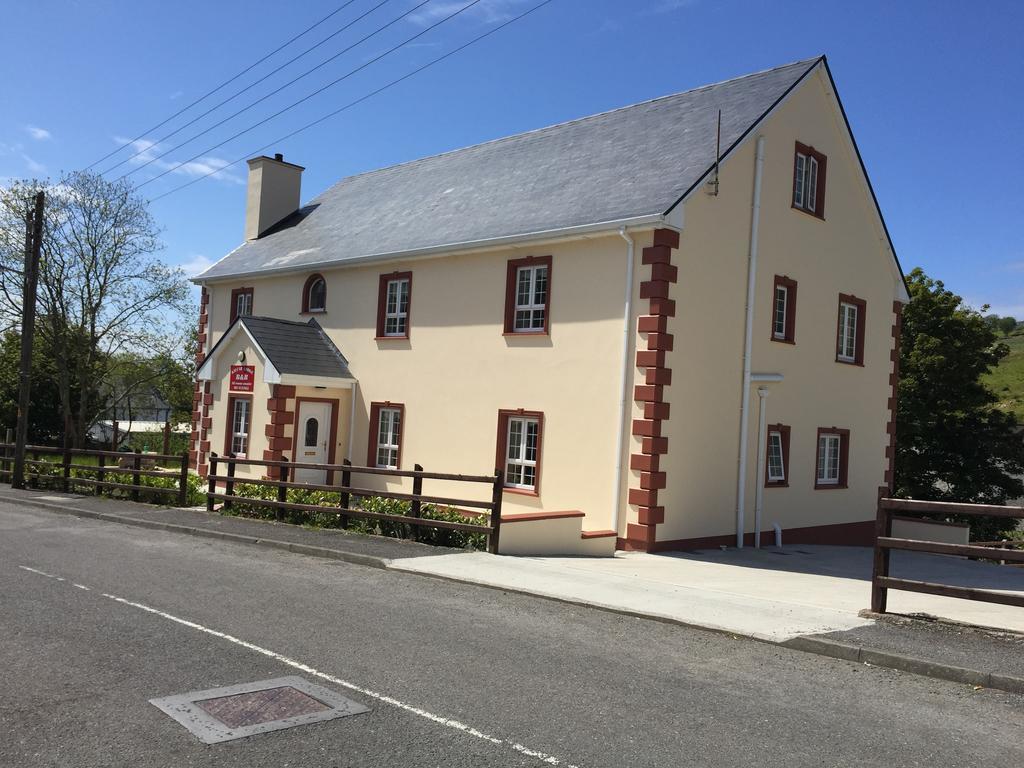 Kilcar Lodge ภายนอก รูปภาพ